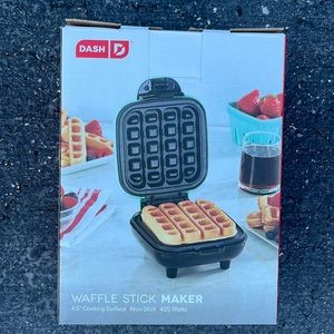 Mini stick waffle machine